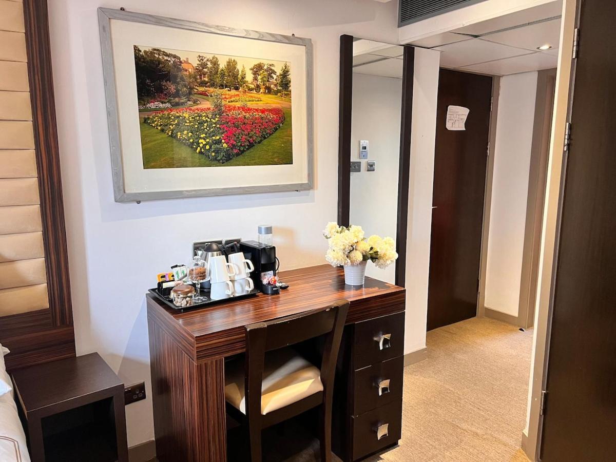 En-suite Twin For 4, 203 Apartamento